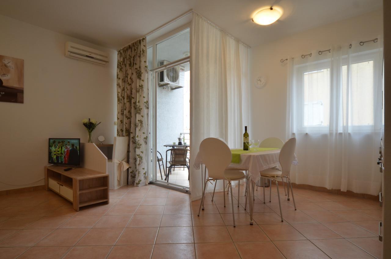 Big Dream Apartment Rovinj Exterior photo